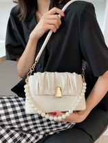 Niche design Pearl fold underarm bag Women summer 2021 new fashion sense Japanese leisure versatile