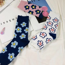 Puffs ins super fire retro Hyuna flower mid-tube socks female girl heart purple small flower socks pure cotton pile