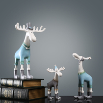 Nordic family of three cute deer swinging pieces modern minimalist living-room TV wine cabinet home European-style decoration wedding gifts