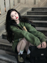 Autumn Winter Little Red Book American retro necropolis without gender heavy pound round neckline head autumn winter ink green trendy gush