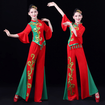 Yangko costume costume female 2021 new fan dance handkerchief square dance performance suit Northeast Yangko middle-aged and elderly