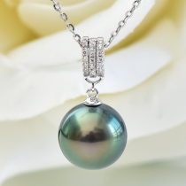 Xinlun 8-16mm seawater 18K gold Tahiti black pearl pendant necklace female single peacock green knell