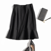 Elegant and fashionable with a sense of sophistication the fishtail hem is ruthless and soft ~ bright silk thin wool skirt autumn and winter