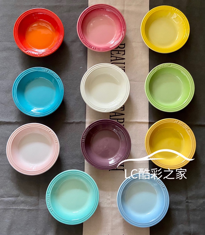 French Le Creuset Cool-Colored Ceramic Tableware 15cm Small Round Bowl, Pre-Meal Bowl, Fruit Bowl, Pet Bowl French Le Creuset Cool-Colored Ceramic Tableware 15cm Small Round Bowl, Pre-Meal Bowl, Fruit Bowl, Pet Bowl