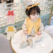 Korean version of newborn baby ha clothes spring women Baby cute princess jumpsuit spring and autumn suit full moon out