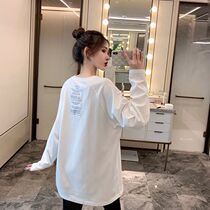 Korean version of the 2021 spring new base shirt women loose inside the ins super fire long-sleeved white T-shirt medium-length large-size tide