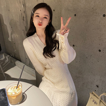 Knitted dress women autumn and winter wear 2021 New Long Sleeve V collar thin temperament first love sweater bottom skirt