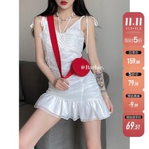 Spot Barbie pure white suspender skirt summer lace niche design sense high waist slim dress