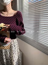 Watch out for the machine word-lined-knitted sweatshirt woman temperament lock bones sweater 2021 winter new long sleeves bottom blouses can reveal shoulders