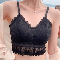 White lace wipes underwear outside summer wear with a breast mat with anti-walking bottom hanging with small vest coat