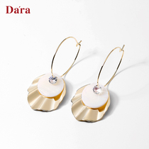 Dila jewelry shell-shaped round fashion high sense earrings female long temperament 2021 New Tide earrings