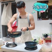 Super light wok to send grandma mother Chinese restaurant Zhang Liang with the same small wok without less oil fume 2 people frying pan