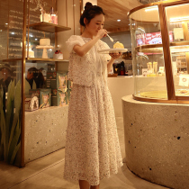 Small man dress 2021 new heavy craft three-dimensional flower decoration two-piece sleeveless vest Medium-length dress summer