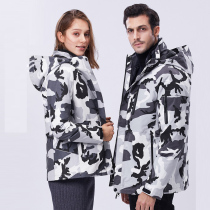 Outdoor camouflage stormtrooper mens and womens three-in-one two-piece set winter velvet thickened windproof waterproof removable mountaineering