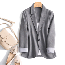 Thousands of flying islands on the counter surface