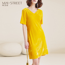 Mei Wan Street) light ripening velvet dress womens short sleeve French niche new V-collar slim body slim temperament