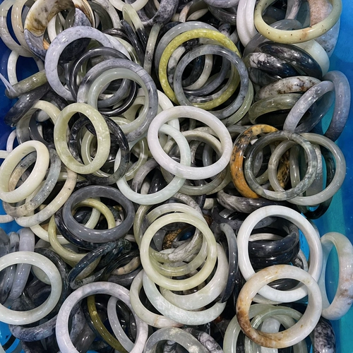 Браслет Saitama 19.9 пульт не является бесплатной доставкой в ​​другие районы бесплатная доставка Сюйян нефрит.