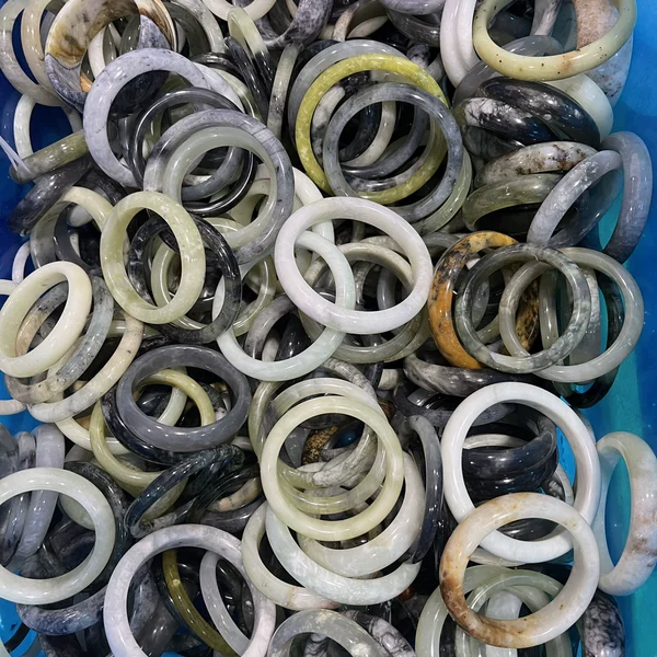 Товары от 随心索玉批发玉器店