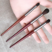 (Jiujiu makeup) log eye socket brightening brush dazzling brush nasal shadow brush high gloss brush makeup brush