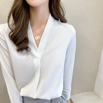 Temperament Early Autumn White Genuine Silk Satin Shirt Woman V Collar Long Sleeve Snow-spinning Cardigan Shirt with a small crowdsourced design