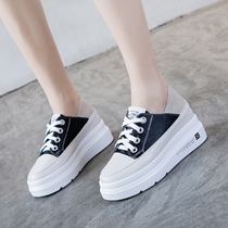 Net red small white shoes womens thick bottom ins Chains 2021 spring and summer new 100 hitch casual Korean version heightening of muffin shoes