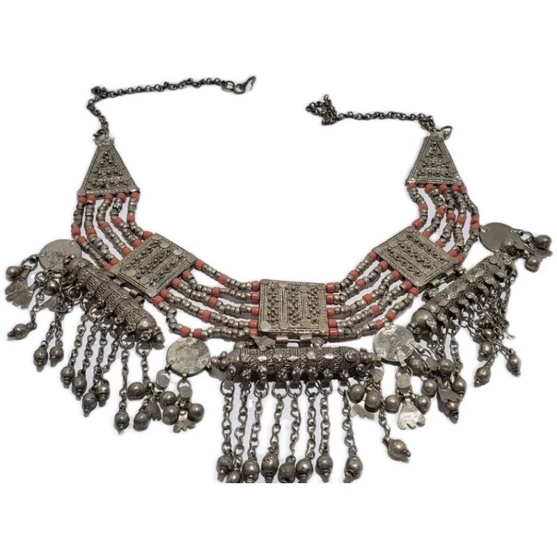 Antique Necklace in Yemen The Old Silver Arab Live