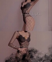 Lab#I cover you * Suck dry boyfriend hot private love Sexy black silk big grid lace fun pajamas