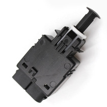 Suitable for BMW brake light stop switch 61311382385 61318360417 brake light switch