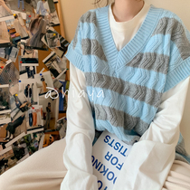 South Korea Net red knitted vest womens spring and autumn clothes loose pullover lazy woven stripes vneck vest wear