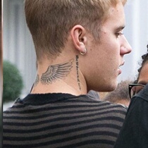 Justin Bieber neck same neck winged tattoo patch waterproof male and female lasting European and American systems black and white