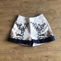 Cloud decoration totem 2021 summer new original ethnic style womens hand embroidered old embroidered Kui dragon simple casual shorts