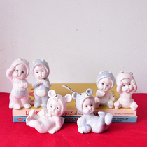 Export single ceramic doll small ornaments ins creative cute home decoration baby birthday commemorative gift