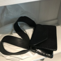 Korean retro bag ins Super fire crossbody honey trampoline bag wide shoulder strap versatile cross bag shoulder small square bag female