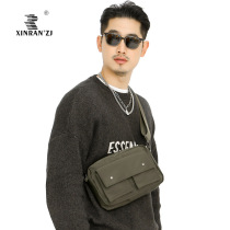 Multi-pocket light and waterproof mens leisure long slanted satchel with slanted satchel bag horizontal collection of silver small bag express delivery receipt package