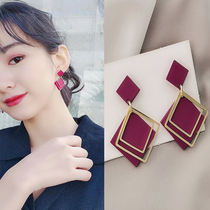 2021 Korean Net Red new earrings female simple fashion temperament goddess fan earrings 2020 red earrings tide