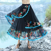 The story of the two originally designed the national style woman's half-body skirt embroidered in the long half-body skirt autumn QZ0202