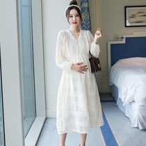 Spring autumn new pregnant women dress out of fashion lace dolls collar Long sleeves loose mesh yarns in long mesh red dress