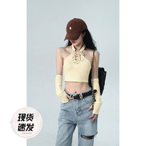 Aunt Barbie Design Feel Sleeveless T-shirt Woman Summer 2022 New Pure Desire Short of Dew Navel Hanging neck sleeve Tide Blouse