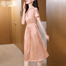 True silk dress woman 2022 spring and summer new temperament V collar A character lace printed mulberry silk dress with long style