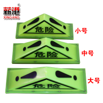 Dangerous goods marker light luminous triangle lamp ceiling lamp self-luminous triangle warning marker light