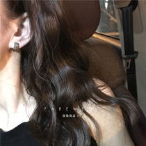 It is too beautiful niche sterling silver stud earrings 2021 new trend simple cold wind female small high-grade sense earrings