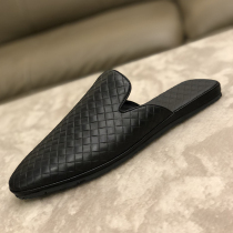 2020 Summer new genuine leather breathable boomer press braided Baotou Korean version half slipper No heel slippers mens shoes