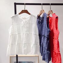 South Korean lacing small V collar jacket hooded sweatshirt woman sleeveless vest Korean version Summer New pint of loose age a word blouse