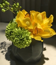 Yellow-green Cymbidium simulation flower modern model room small table coffee table bedside table decorative floral set furnishings