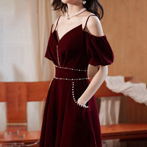 Wine red suspenders shoulder toast bride 2021 new autumn evening dress host banquet temperament