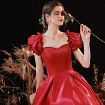 Toast to the bride 2022 new autumn and winter wine red engagement satin evening dress Hood Arm Faking princess