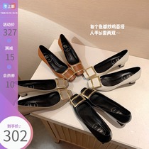(Lu Xiaobu) rv square buckle single shoes womens shoes Middle heel coarse heel patent leather new square head commuter shoes flat shoes