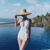 2021 new white one-piece swimsuit female Korean sexy pop belly thin belly strap seaside holiday swimsuit
