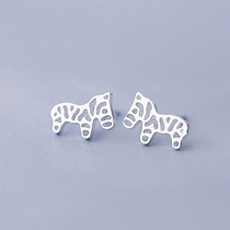 s925 pure silver small spotted horse ear nail day Korea Fashion cute temperament earrings Girl Earrings Brief