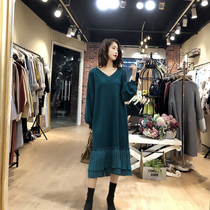 Snowspun splicing long sweater skirt with kneecap kneecap dress Womens autumn winter v collar lantern sleeves Loose Sleeve Fur Coat